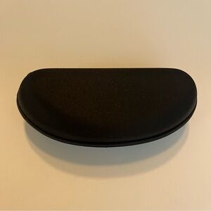 Black Hardshell Zipper Sunglasses Case OS